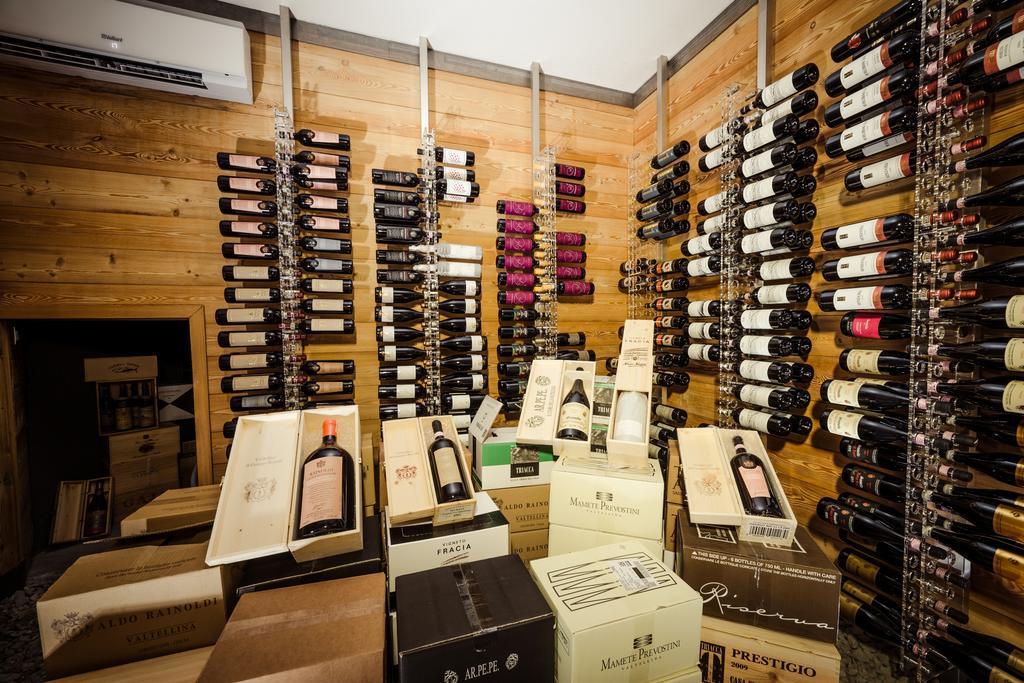 莱蒂希巴尔兹葡萄酒酒店 Poggiridenti 外观 照片