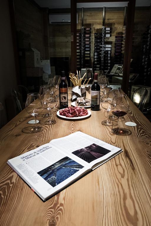 莱蒂希巴尔兹葡萄酒酒店 Poggiridenti 外观 照片
